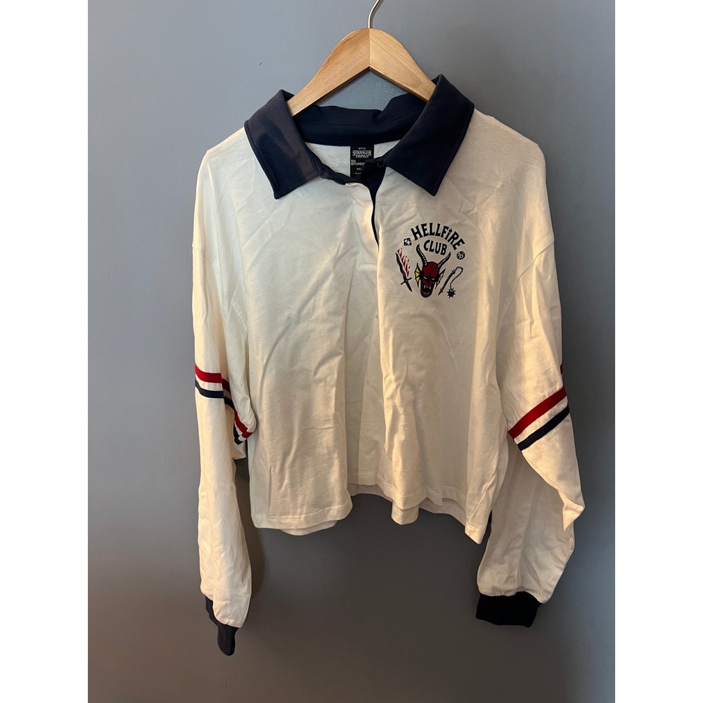 Stranger Things Hellfire Club Cropped Long Sleeve Polo Shirt No Boundaries XXL